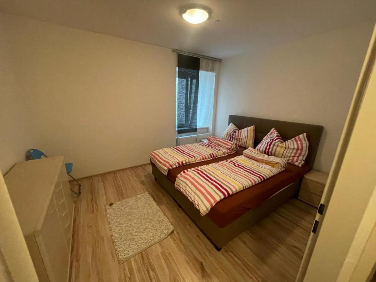 City Appartement 4910 Ried im Innkreis Exterior foto